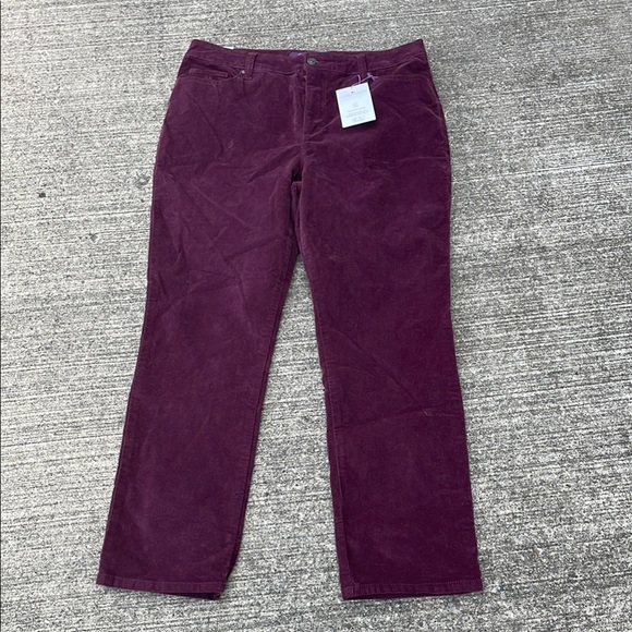 Gloria Vanderbilt Amanda Purple Corduroy Pants Plum 14 Short NWT - Picture 1 of 7
